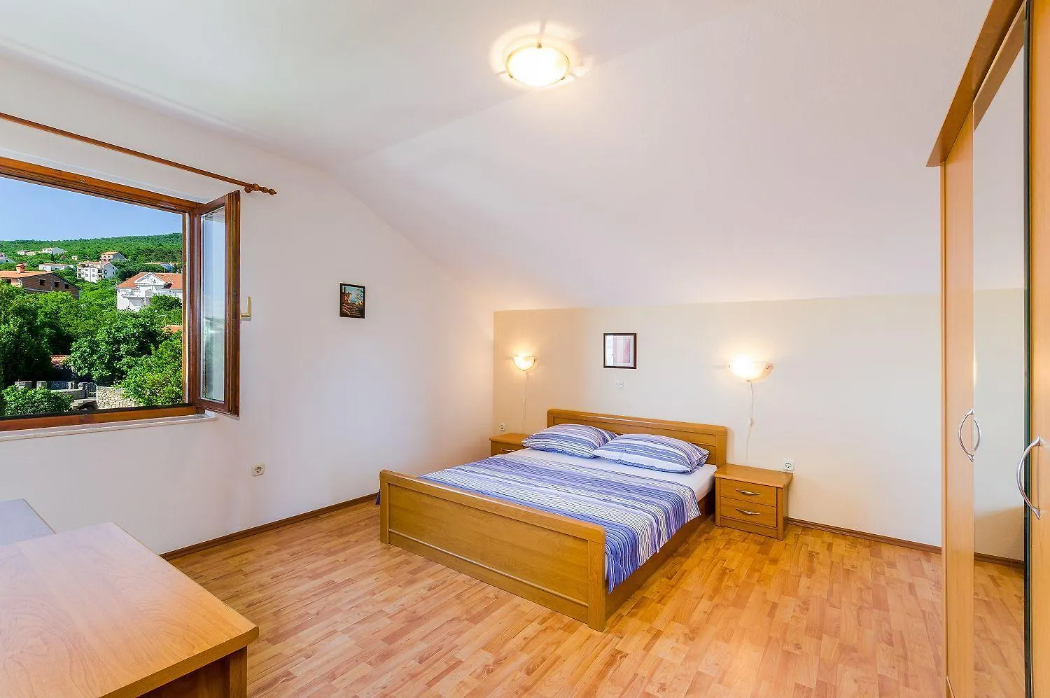 Cozy Apartment Mit Atemberaubenden Meerblick, Bbq Und Nur 500 Meter Zum Strand Dramalj