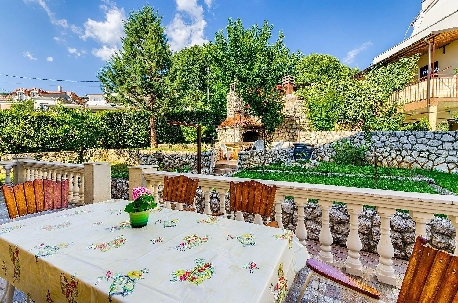 Cozy Apartment Mit Atemberaubenden Meerblick, Bbq Und Nur 500 Meter Zum Strand Dramalj